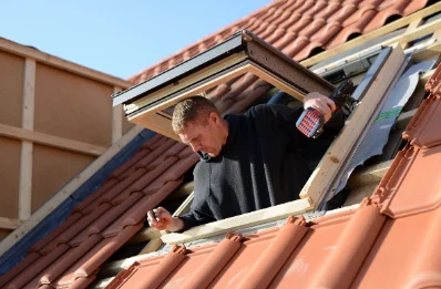 Pose de fenêtres de toit Velux à Norville